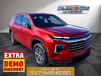 New 2025 Chevrolet Traverse LT w/ Driver Confidence Package