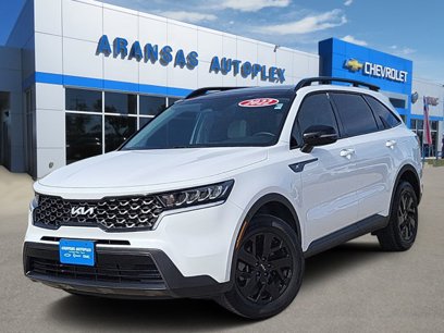 Used 2022 Kia Sorento S w/ Panoramic Sunroof Package