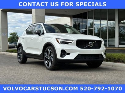 New 2025 Volvo XC40 B5 Plus w/ Protection Package