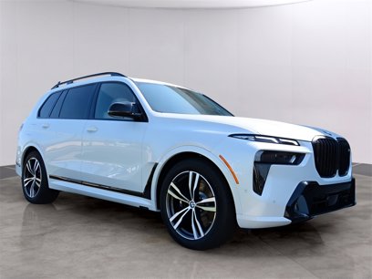 New 2025 BMW X7 M60i