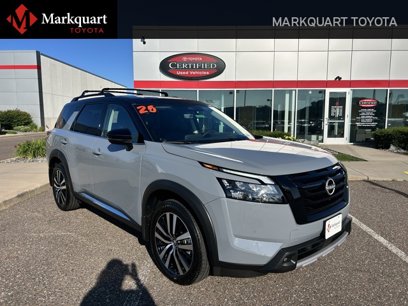 Used 2025 Nissan Pathfinder Platinum w/ Black Appearance Package
