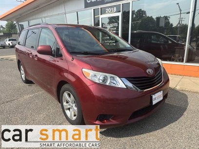 Used 2014 Toyota Sienna LE
