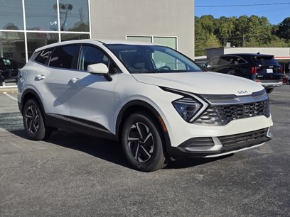 New 2024 Kia Sportage LX