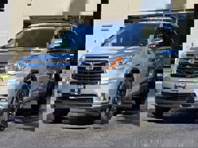 Used 2016 Toyota Highlander Limited