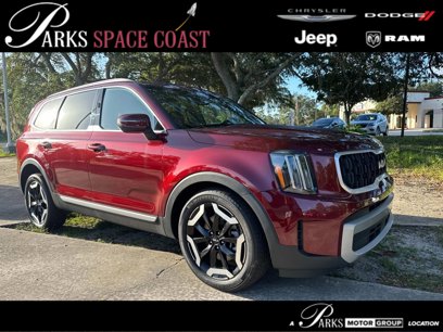 Used 2023 Kia Telluride EX w/ EX Captain's Chair Package