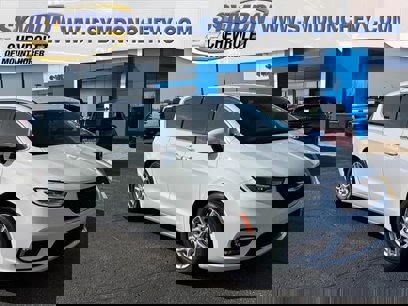 Used 2023 Chrysler Pacifica Touring-L