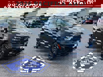 New 2026 Chrysler Pacifica Limited w/ S Appearance Package