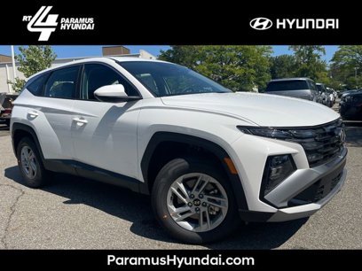 New 2025 Hyundai Tucson SE