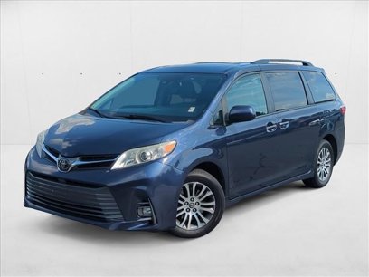 Used 2018 Toyota Sienna XLE