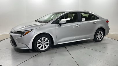 New 2025 Toyota Corolla LE