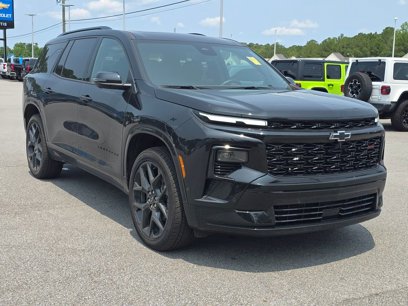 Used 2024 Chevrolet Traverse RS