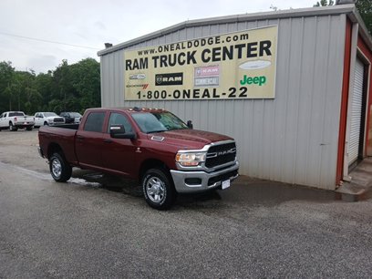 New 2024 RAM 2500 Tradesman w/ Chrome Appearance Group