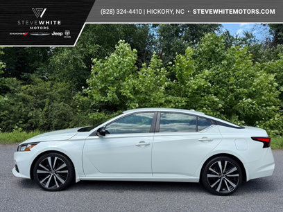 Used 2022 Nissan Altima 2.5 SR