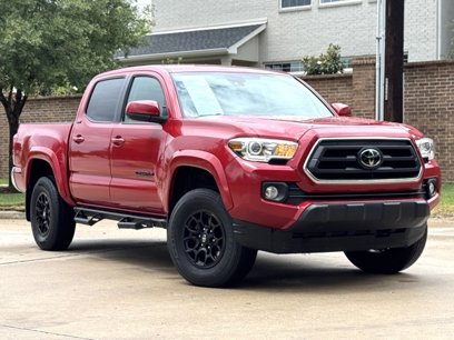 Used 2021 Toyota Tacoma SR5 w/ Blackout Package (TMS)