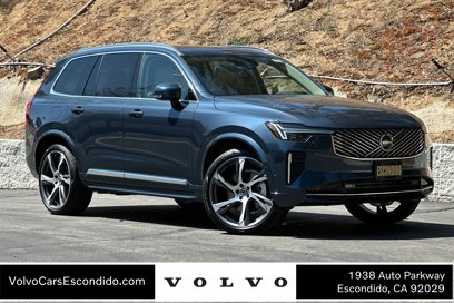 New 2025 Volvo XC90 B6 Ultra w/ Lounge Package