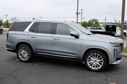 New 2024 Cadillac Escalade Premium Luxury w/ Performance Package