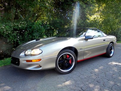Used 2001 Chevrolet Camaro Z28 w/ SS Performance/Appearance Pkg