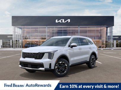 New 2025 Kia Sorento S