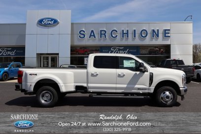 New 2025 Ford F350 Lariat w/ Snow Plow/Camper Package