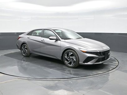 New 2025 Hyundai Elantra SEL