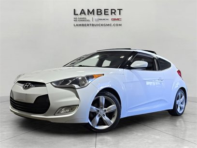 Used 2014 Hyundai Veloster w/ Style Package 02