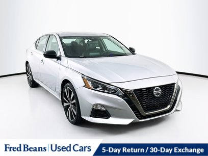 Used 2021 Nissan Altima 2.5 SR w/ SR Premium Package
