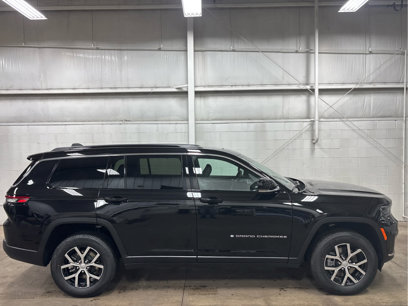 New 2025 Jeep Grand Cherokee L Limited w/ Luxury Tech Group II