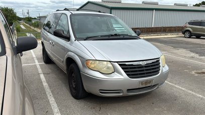 Used 2006 Chrysler Town & Country LX
