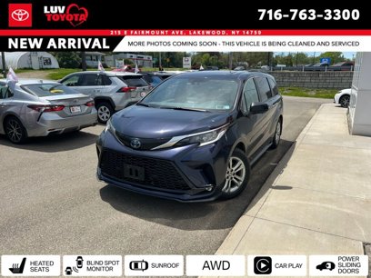 Used 2022 Toyota Sienna XSE