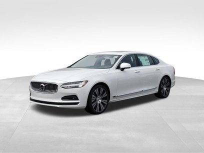New 2025 Volvo S90 B6 Ultra w/ Lounge Package
