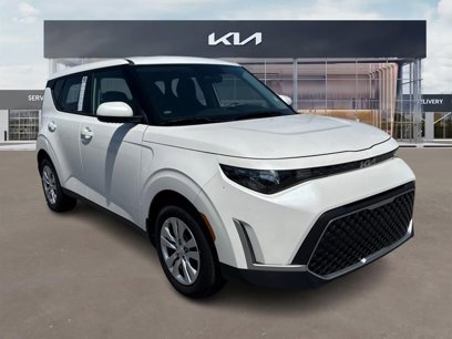 New 2025 Kia Soul LX