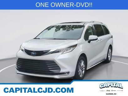 Used 2022 Toyota Sienna Limited