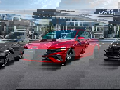 New 2025 Hyundai Elantra Limited