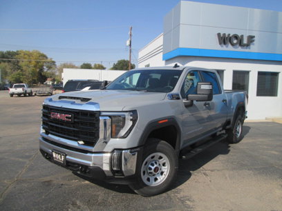 New 2025 GMC Sierra 2500 Pro w/ Convenience Package