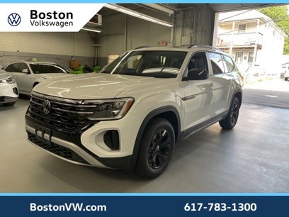 New 2025 Volkswagen Atlas Peak Edition SE