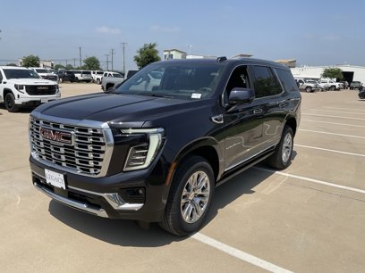 New 2025 GMC Yukon Denali w/ Sun & Power Step Package
