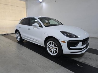 Used 2023 Porsche Macan w/ Smoking Package