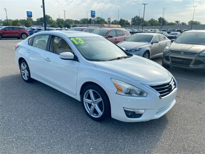 Used 2013 Nissan Altima 3.5 SV