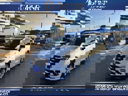 New 2025 Chrysler Pacifica Select
