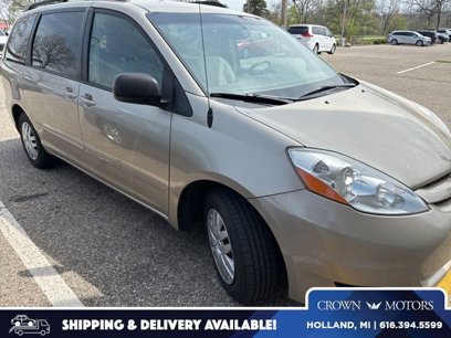 Used 2010 Toyota Sienna LE