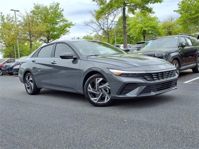 Certified 2025 Hyundai Elantra Sport