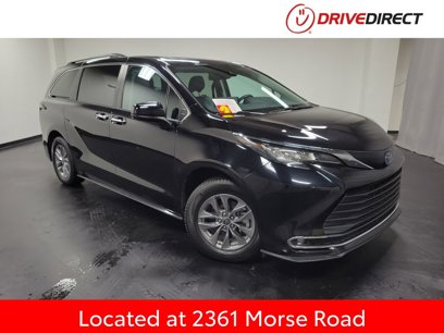 Used 2022 Toyota Sienna XLE