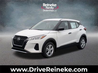 New 2025 Nissan Kicks Play S