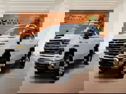 Used 2024 Chevrolet Silverado 2500 LT