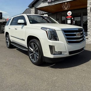 Used 2017 Cadillac Escalade Luxury