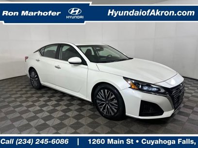 Used 2023 Nissan Altima 2.5 SV