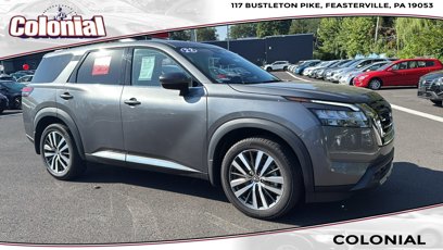 Certified 2022 Nissan Pathfinder Platinum w/ Cargo Package