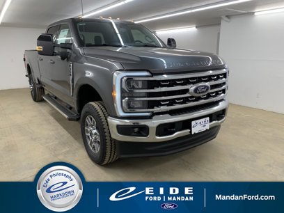 New 2025 Ford F350 Lariat w/ FX4 Off-Road Package