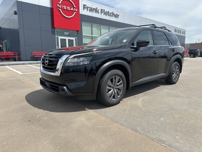 New 2025 Nissan Pathfinder SV w/ SV Premium Package