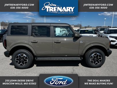 New 2025 Ford Bronco Outer Banks